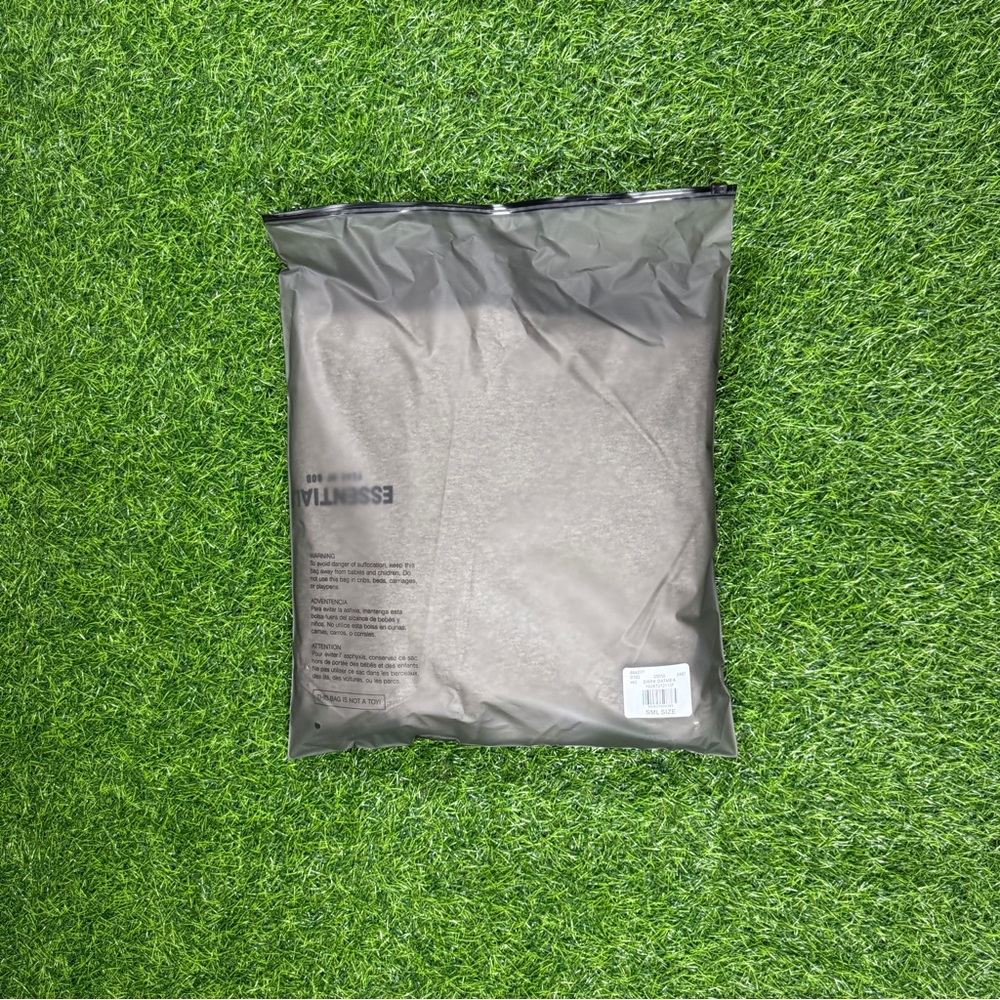 Fear Of God Essentials Light Oatmeal SS22 Hoodie - Picture 12 of 12